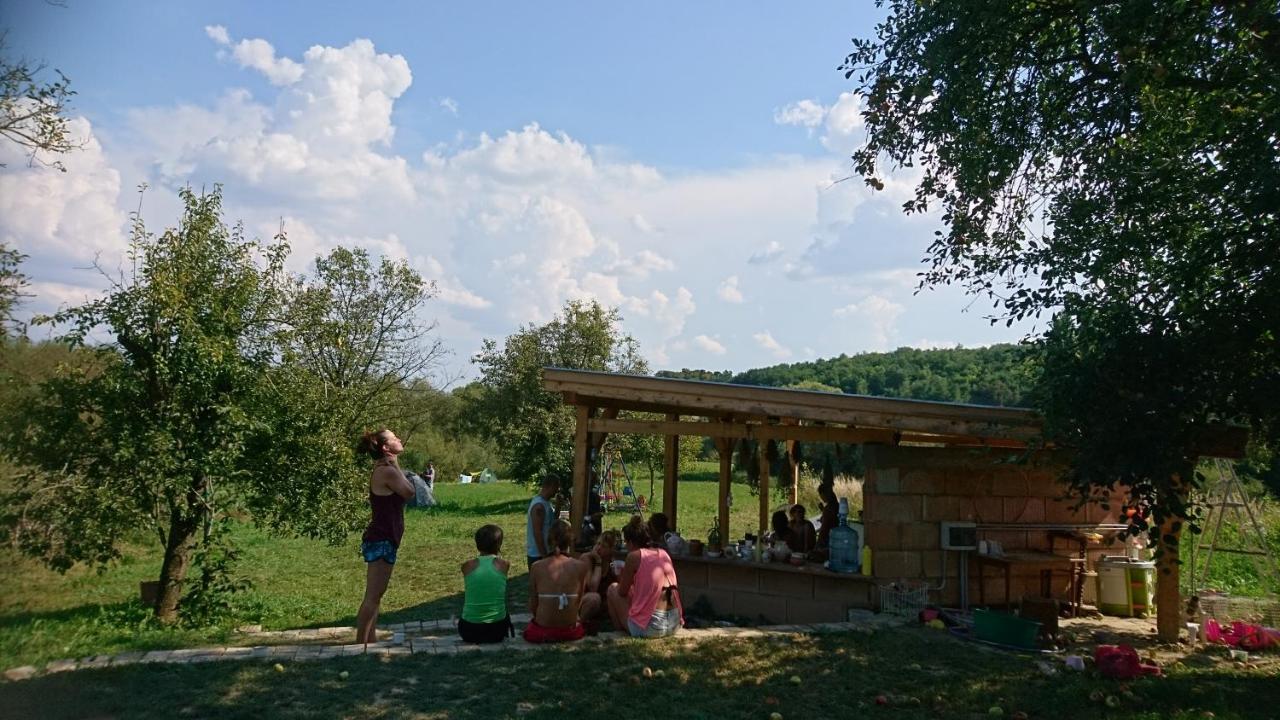 Szellos Ret Camping Balvanyos Екстериор снимка